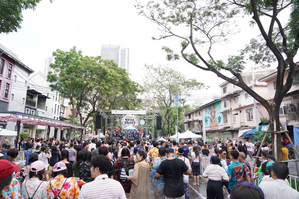 ชวนสาดน้ำ“บรรทัดทอง Water Street 2026” 12-14 เม.ย.นี้