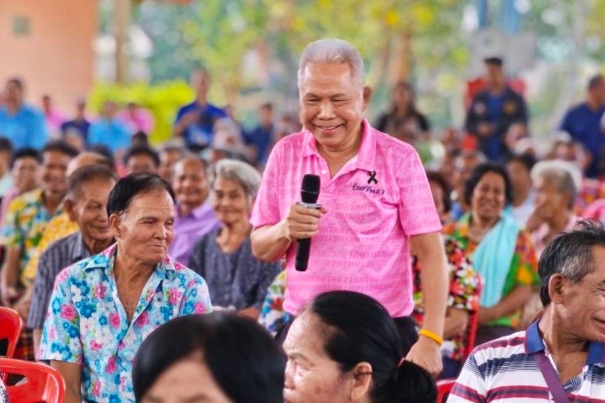 โสภณ อวยพรคนไทยวันสงกรานต์ ขอให้ประสบสุข ร่วมใจกันฝ่าฟันเหตุการณ์ต่าง ๆ