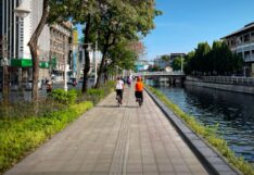 ทางเท้า