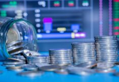 ค่าเงินบาทวันนี้ (30 เม.ย.) เปิดตลาดอ่อนค่าลงเล็กน้อย 32.76 บาท บทวิเคราะห์ล่าสุด