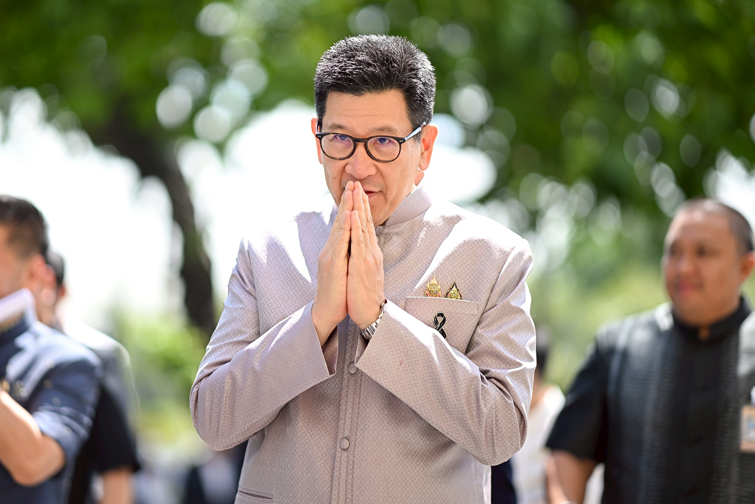 ชักแม่น้ำทั้งห้า เอกนิติ สไตล์เทคโนแครต แจงฐานะการคลังก่อนกู้ 4 แสนล้าน