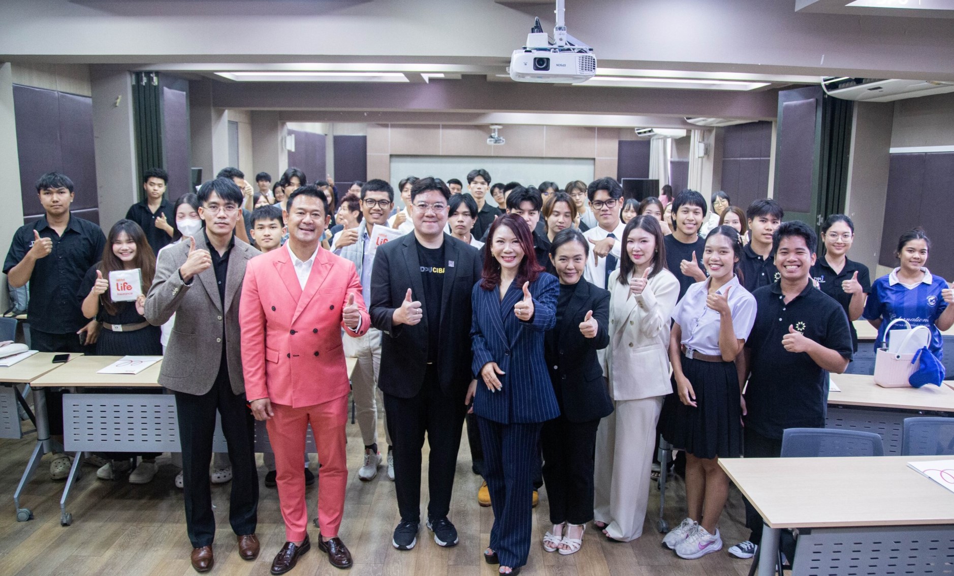 CIBA DPU จับมือ Rabbit Life Insurance ปลดล็อกศักยภาพคนรุ่นใหม่ อัปเลเวลชีวิตสู่อนาคตจริง