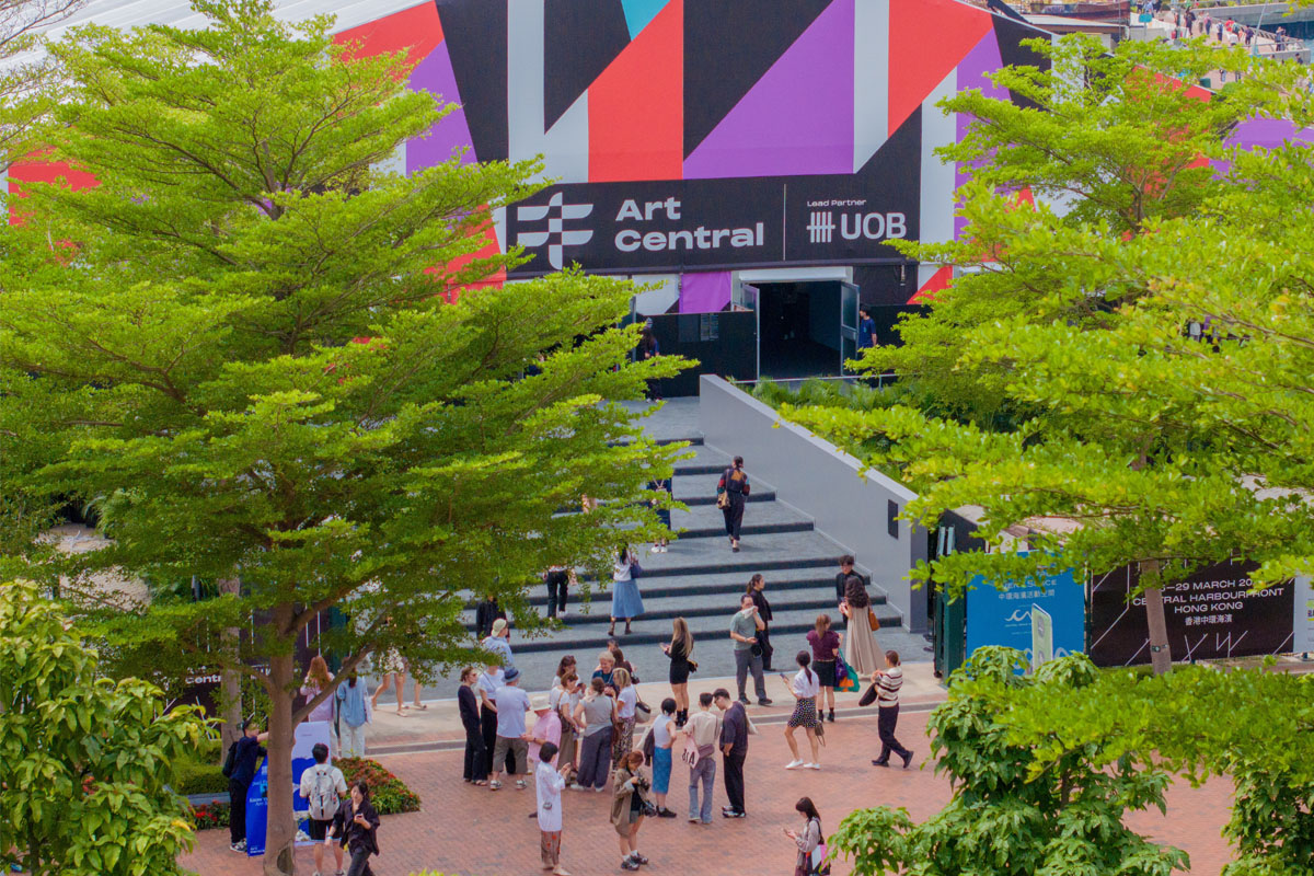 ยูโอบี เปิดเวทีเชื่อมจิตรกรรม  ต่อยอดโอกาส ‘ศิลปิน’ ยั่งยืน