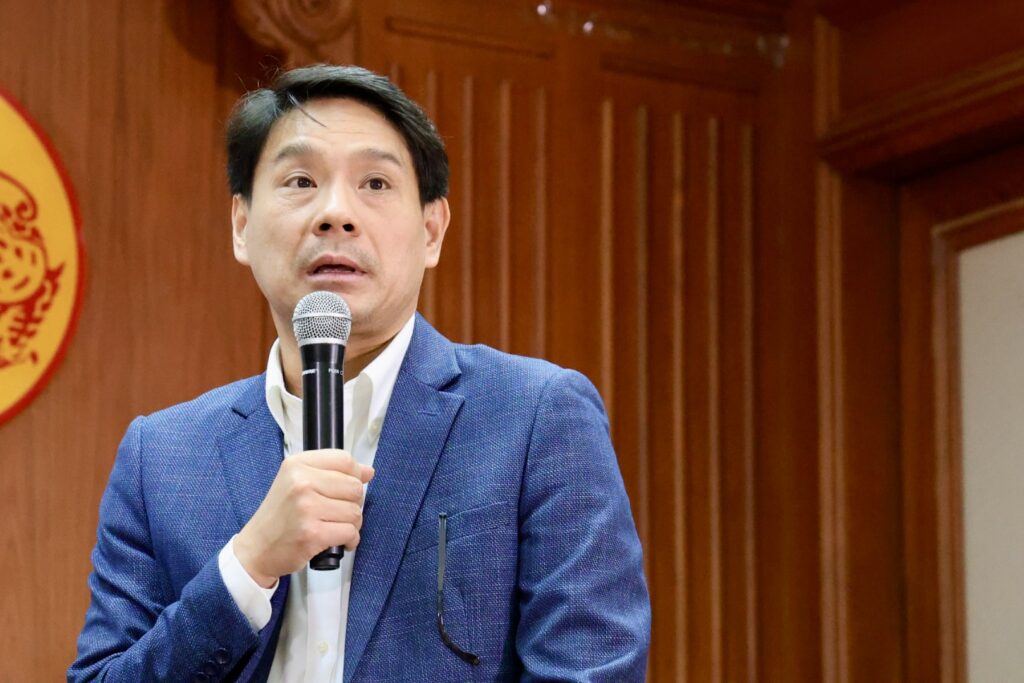 พิจารณ์ เชาวพัฒนวงศ์