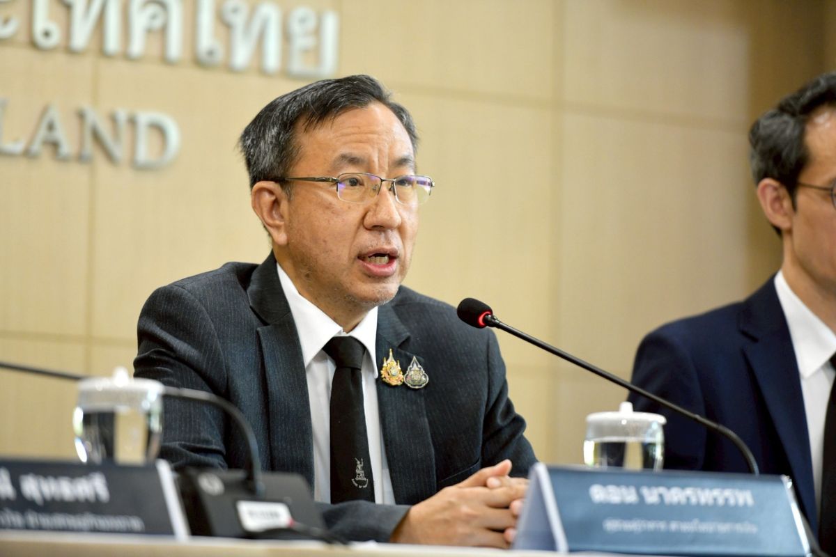 ธปท.ชี้สงครามฉุดเศรษฐกิจไทย ดันเงินเฟ้อพุ่งสูงชั่วคราว ส่งสัญญาณตรึงดอกเบี้ยถึงสิ้นปี