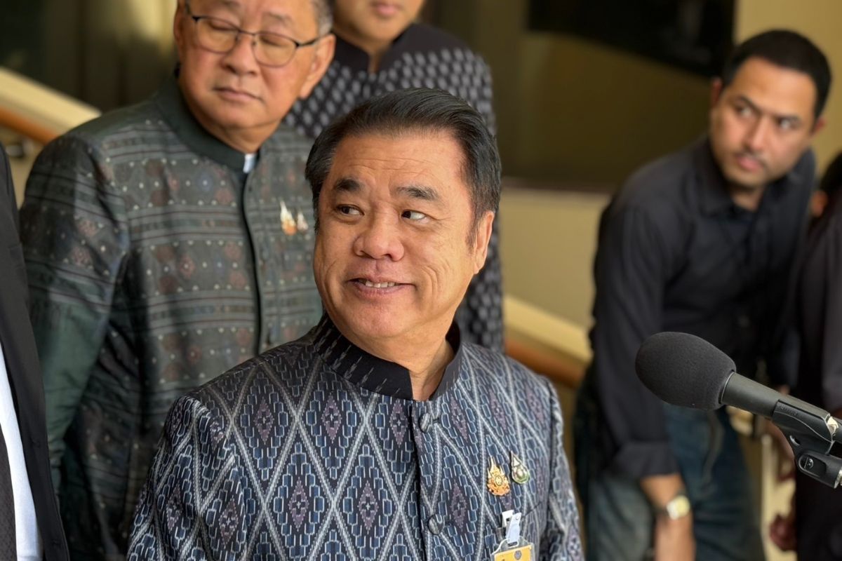 สุริยะ ยันพร้อมทำงาน อาการดีขึ้น 80% แจงเหตุเข้า รพ. พักผ่อนไม่พอ