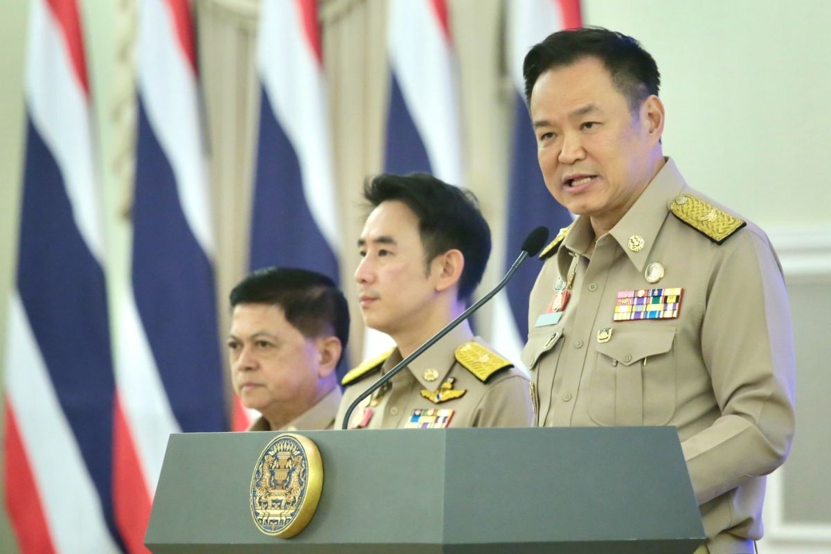 นายกฯ ชี้ไม่จำเป็นต้องสังคายนาการออกทะเบียนราษฎร-ให้สัญชาติ