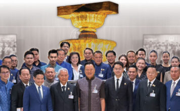 ถอดรหัส ‘รัฐธรรมนูญสีน้ำเงิน’ ไทม์ไลน์ 3 ปี ลุยไฟประชามติ 2 คูหา รัฐธรรมนูญ