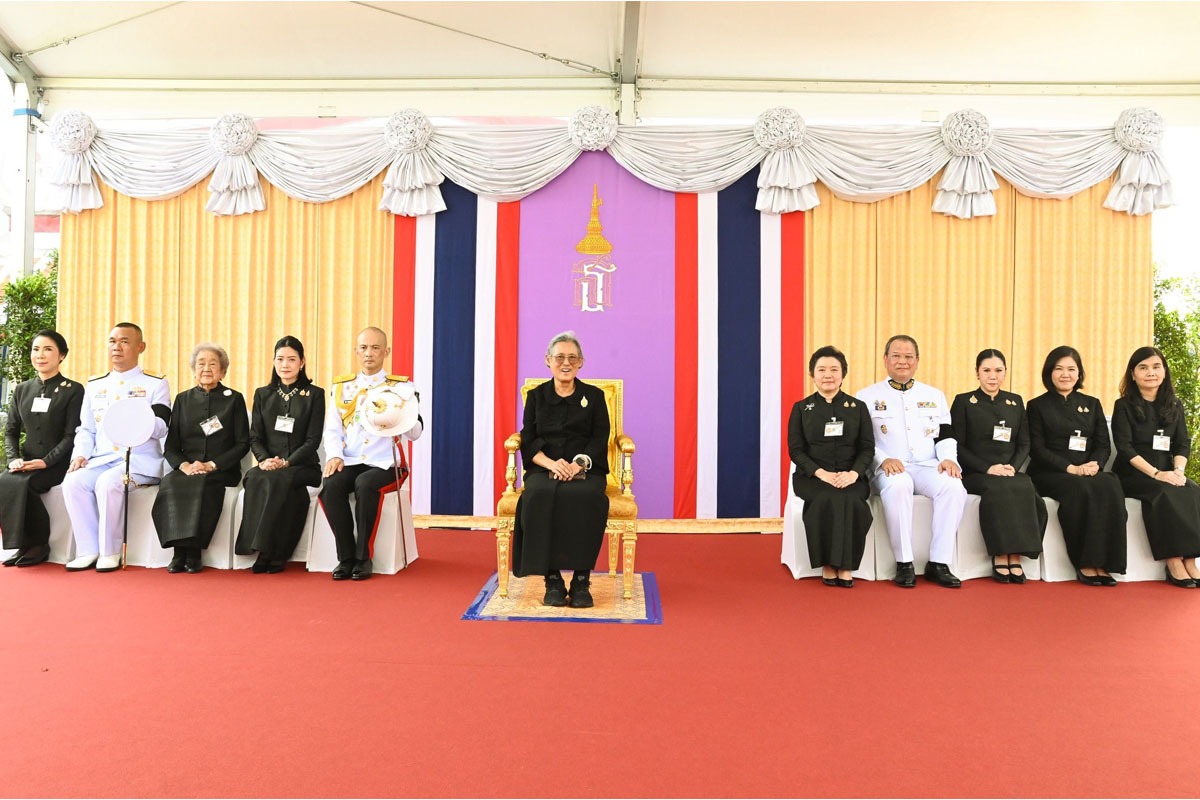 กรมสมเด็จพระเทพฯ บวงสรวงพระปรางค์วัดอรุณฯ