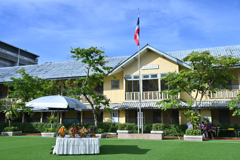 ‘อำนวยศิลป์’ ฉลองร้อยปี โรงเรียนสองภาษาแรกในไทย