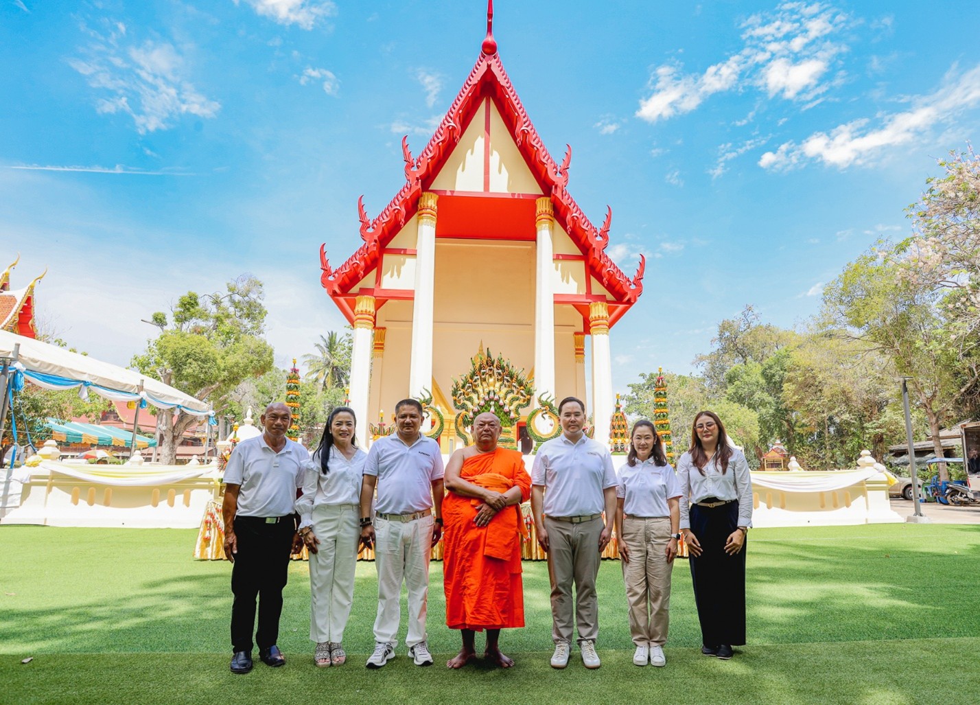 CKPower ร่วมกลุ่ม ช.การช่าง ยกฉัตรเหนือพระประธานอุโบสถเก่าแก่กว่า 200 ปี