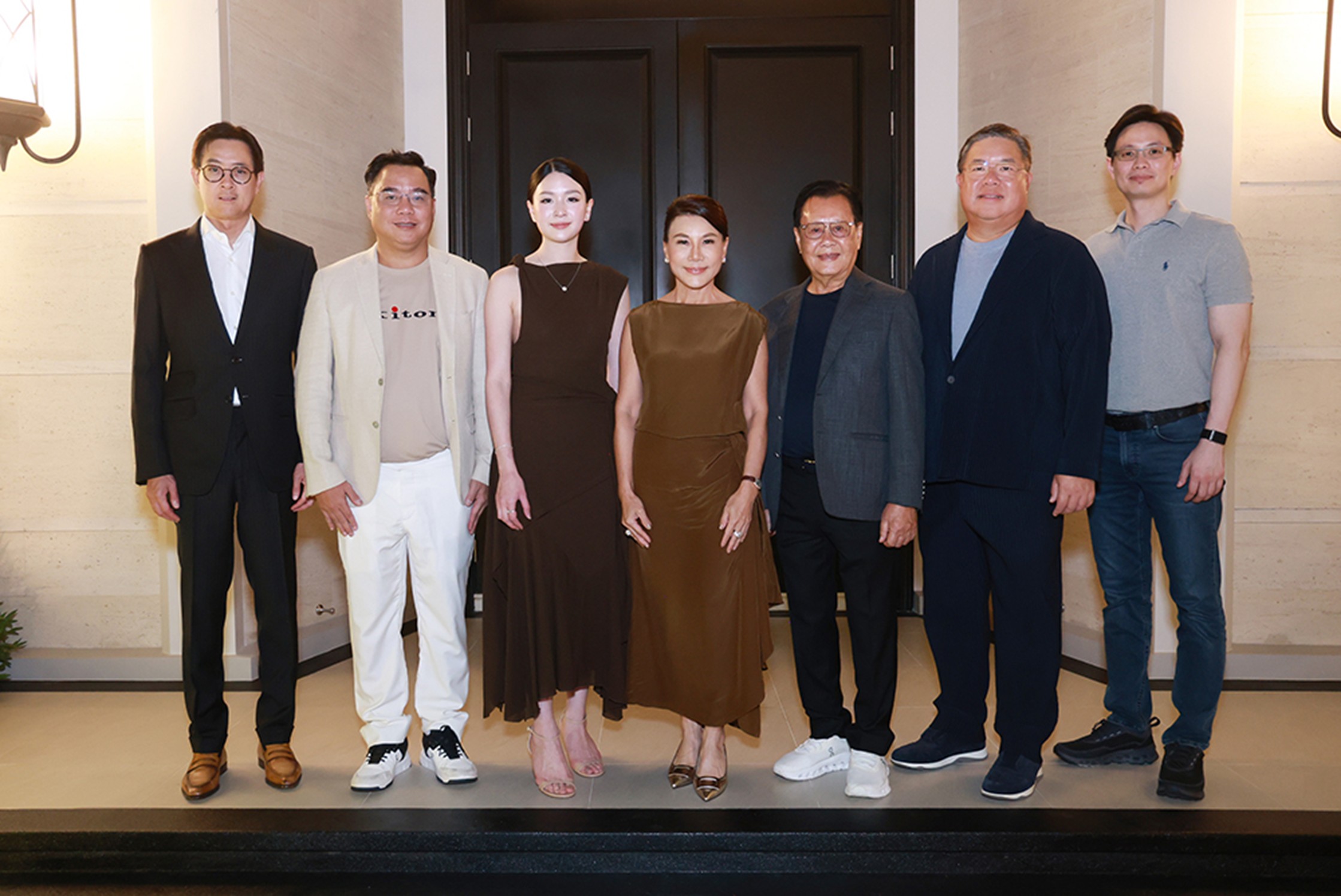 Crystal Club คอมมูนิตี้ระดับ Ultra-Luxury แห่งประดิษฐ์มนูธรรม
