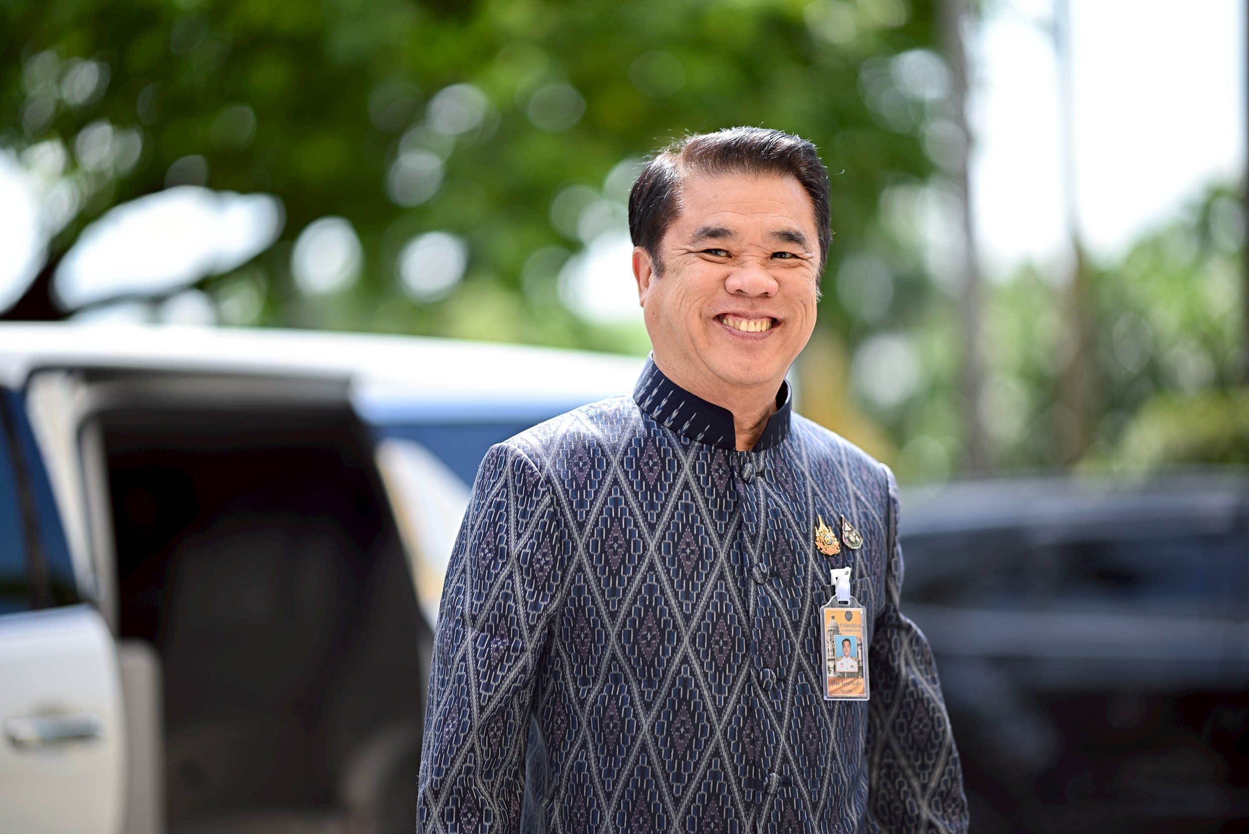 สุริยะ ยันพร้อมทำงาน อาการดีขึ้น 80% แจงเหตุเข้า รพ. พักผ่อนไม่พอ