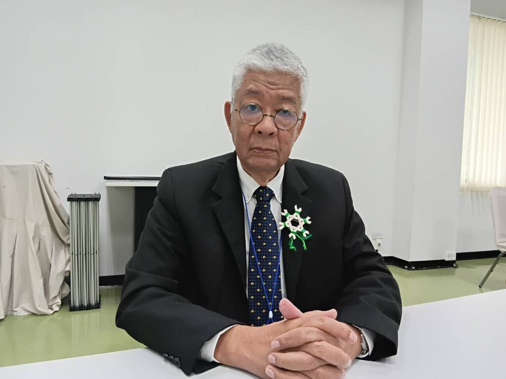 นายฐาปนา บุณยประวิตร