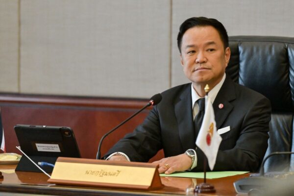 นายกฯ เผยจัดคอนเสิร์ต-ประชุมได้ตามปกติ ขอปฏิบัติอย่างเหมาะสม