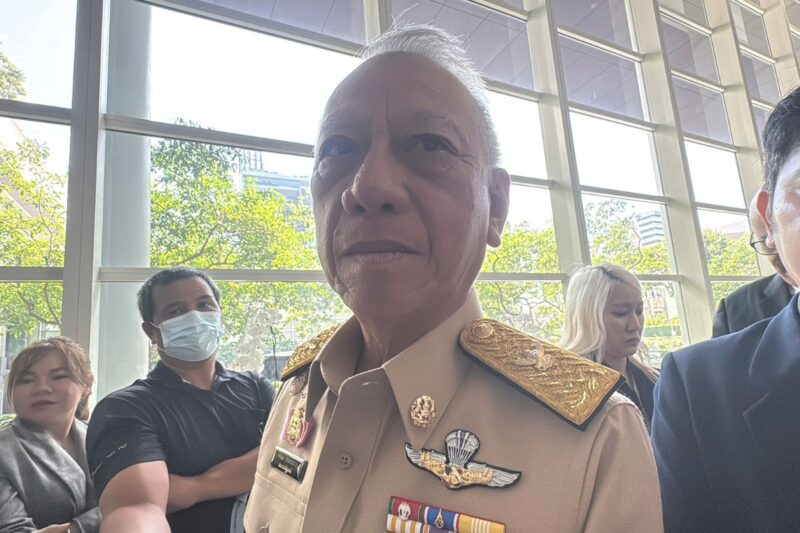 พิพัฒน์ รัชกิจประการ