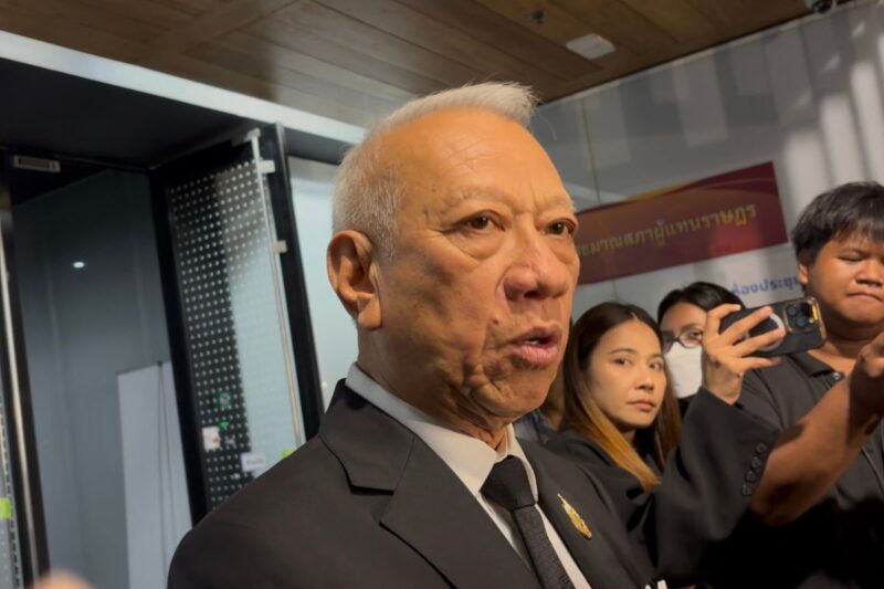 พิพัฒน์ รัชกิจประการ