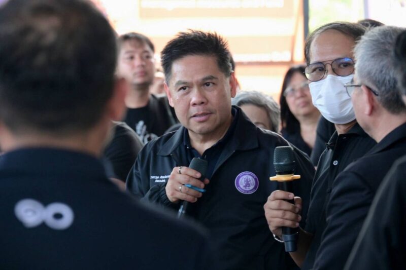 วราวุธ ศิลปอาชา