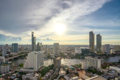 บ้านมือสองประกาศขายทั่วไทย 1.1 ล้านล้าน บ้านหรูทะลักตลาด เปิด 10 จังหวัดเทขายมากสุด