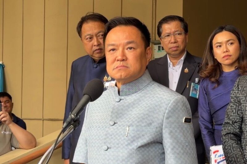 อนุทินลั่นไม่มีใครอยู่เหนือกฎหมาย หลัง ‘เสรีพิศุทธ์’ บุกบุรีรัมย์ทวงคืนเขากระโดง