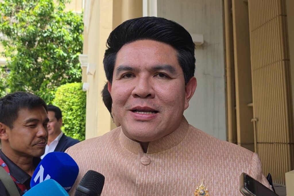 สุรศักดิ์ พันธุ์เจริญวรกุล