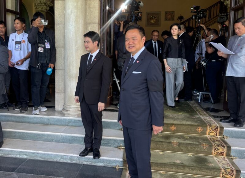 อนุทิน ล้อมวงกินข้าว 'รมต.เพื่อไทย' ถกทิศทางเดินงานรัฐบาล แจงไร้คุยการเมือง