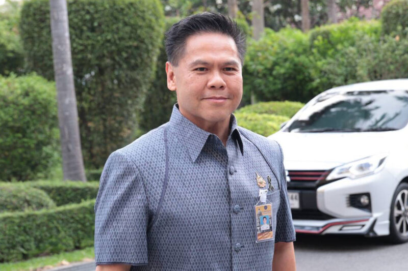 นายวราวุธ ศิลปอาชา