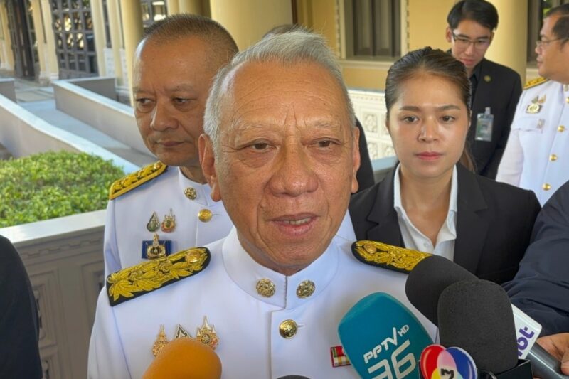 พิพัฒน์ รัชกิจประการ