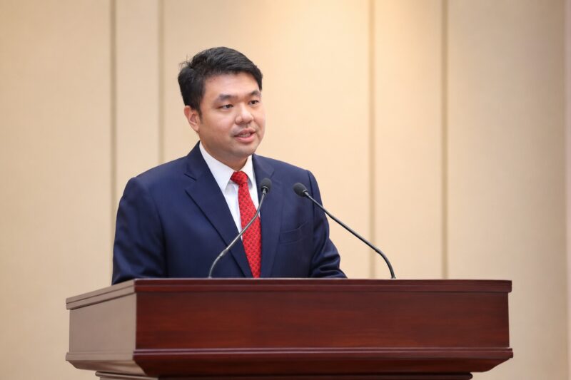 ‘พชร’ ชี้ตัวเลข GDP สวนทางดัชนีการผลิต ส่งสัญญาณอันตราย ประเทศกำลังเดินเข้าปากเหว