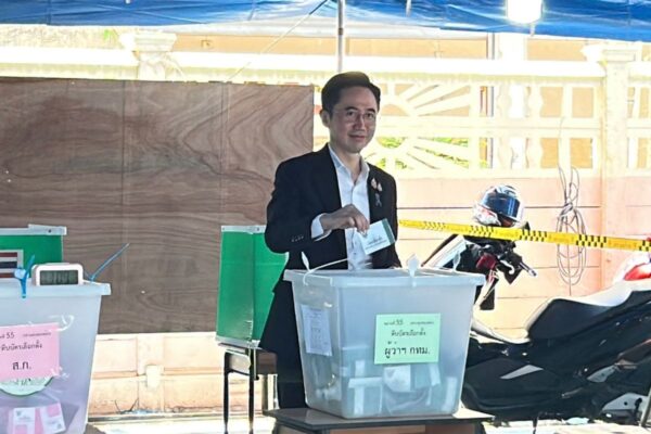 ยศชนัน หย่อนบัตรเลือกตั้ง ‘ผู้ว่าฯ- สก.’  พร้อมจับมือผู้ว่าฯคนใหม่ ยกระดับคุณภาพชีวิตคนทุกวัย