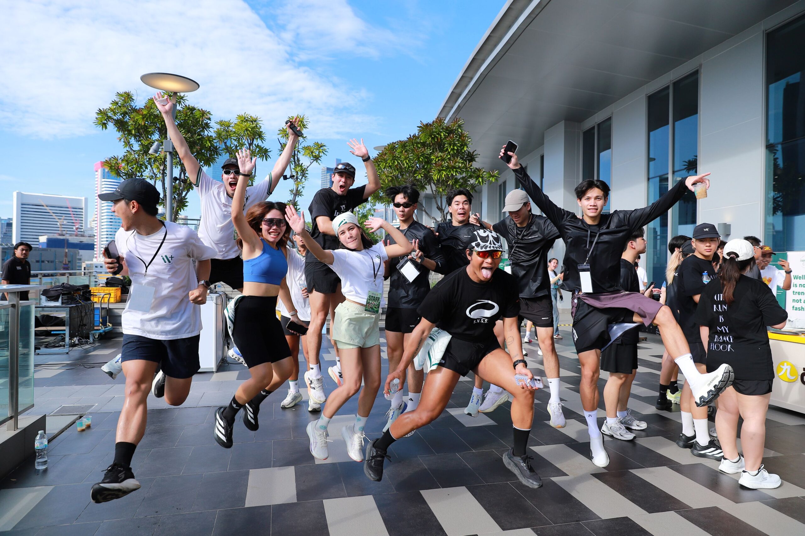 ปลุกเมืองให้ตื่น! City Run เปิดฉาก Thailand Healthcare 2026 คึกคัก นักวิ่งนับร้อยรวมพลัง วิ่ง-จิบกาแฟ-เช็กสุขภาพ ครบจบไลฟ์สไตล์คนเมือง