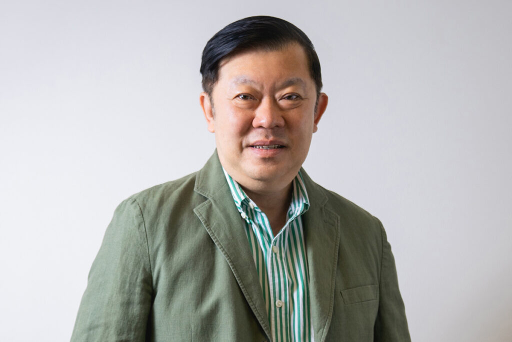 พิชัย จิราธิวัฒน์ 