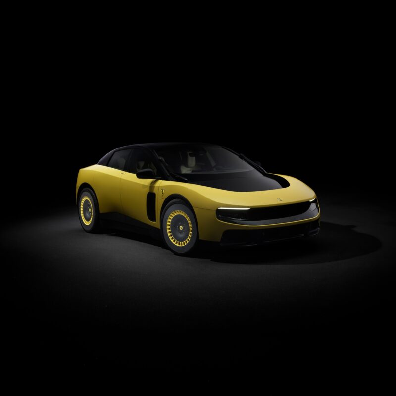 คาวาลลิโน มอเตอร์ เผยลูกค้าไทยตอบรับ Ferrari Luce รถอีวีเกินคาด