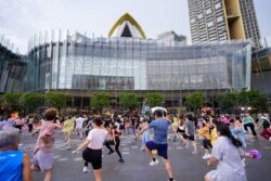“ไอคอนสยาม” เปิดพื้นที่ “ริเวอร์ พาร์ค” เป็นเดสทิเนชั่นของคนรักสุขภาพ