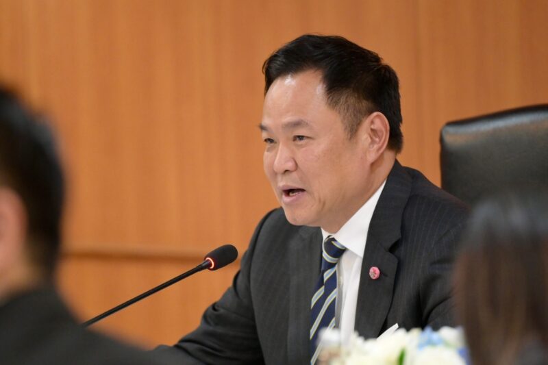 รัฐบาลย้ำมีเสถียรภาพ สั่งทุกกระทรวงไม่แยกทำงาน กำชับทีมดีลการค้าอย่าเสียเปรียบ 