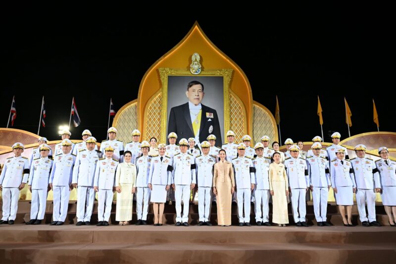 นายกฯ เป็นประธานในพิธีถวายเครื่องราชสักการะ-จุดเทียนถวายพระพรชัยมงคล เนื่องในโอกาสวันเฉลิมพระชนมพรรษาพระบาทสมเด็จพระเจ้าอยู่หัว