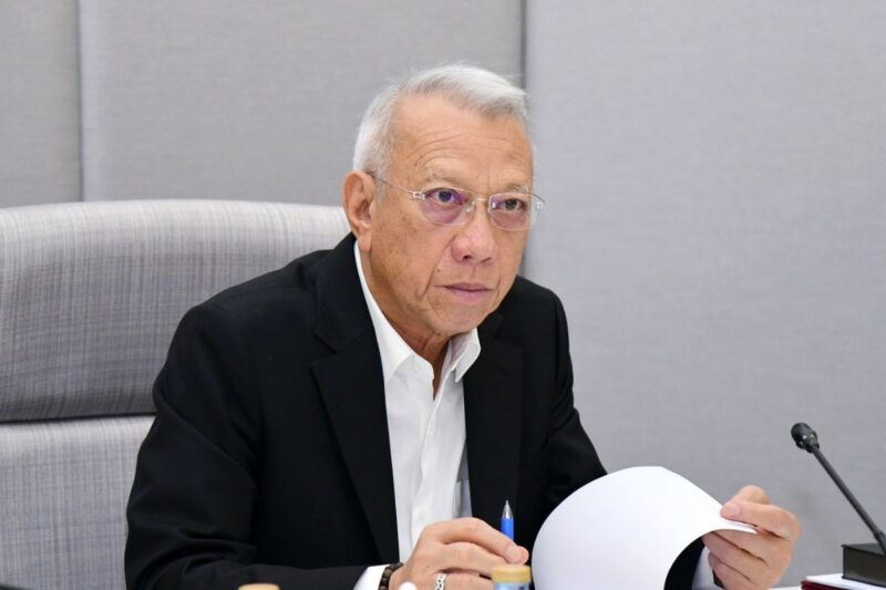 ‘พิพัฒน์’ เร่งแก้ปัญหาที่อยู่อาศัย 27,000 ครัวเรือน บุกรุกบนที่ดินรถไฟ