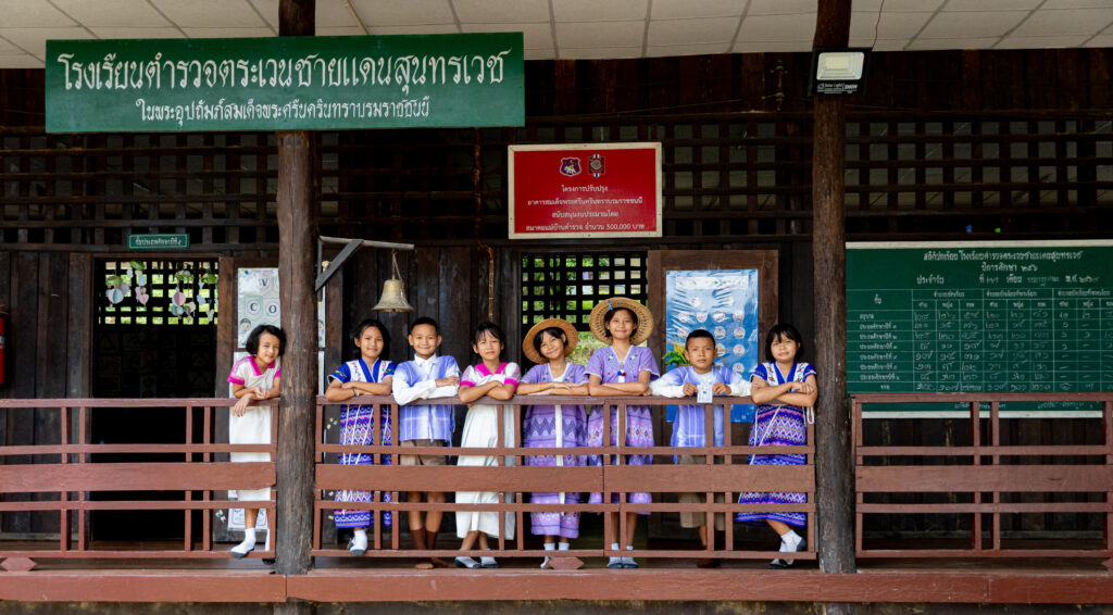 ปูนซีเมนต์นครหลวงร่วมมูลนิธิกรุงศรี CSR รร.ตชด.