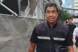 “ชัชชาติ” ดูความคืบหน้า Skywalkอนุสาวรีย์ชัยฯ สำรวจคลองสามเสนเล็งผุดทางเดิน จักรยาน เรือไฟฟ้า