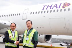 บางจากส่งมอบ SAF ผลิตในไทยครั้งแรกให้การบินไทย เปิดเที่ยวกรุงเทพฯ–สิงคโปร์