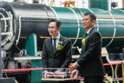 ยศชนัน ส่งมอบ “รถไฟไทยทำ” ฝีมือคนไทย นำร่องบริการ ‘เช่าเหมาคัน’