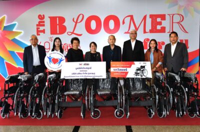 “ขรรค์ชัย บุนปาน” นำทีมมติชน หนุนภารกิจมูลนิธิหัวใจบริสุทธิ์ มอบวีลแชร์ช่วยเหลือกลุ่มเปราะบาง