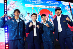 The Art of Unity เอเชียนเกมส์ ‘วิว-บิว’ ในชุดพิธีการทีมชาติไทยใส่ผ้าฝ้ายย้อมคราม ‘ดอนกอยโมเดล’