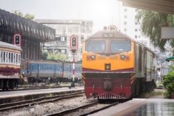 ‘พิพัฒน์’ ชง ครม.สัญจร เคาะสร้างรถไฟทางคู่ภาคใต้ 3 สายแสนล้าน จาก ‘ชุมพร-ปาดังเบซาร์’