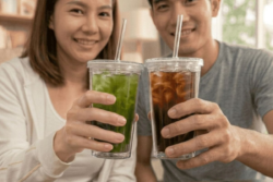 สิ้นยุคหวานร้อย ต้องหวานน้อยเท่านั้น Grab บอกคนสั่ง ‘หวานน้อย’ เพิ่มขึ้น 50% กาแฟดำ-เคลียร์มัทฉะนำโด่ง