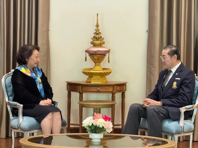 นายกสภาจุฬาฯ ต้อนรับเลขาธิการ IOMed หารือด้านการไกล่เกลี่ย-สันติภาพ