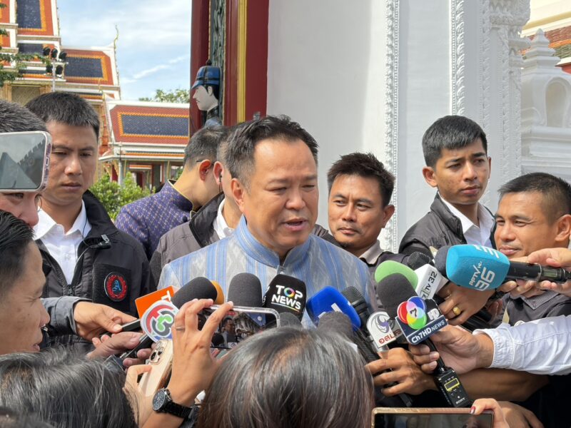 นายกฯ บอกเตือนตัวเอง ปมโพสต์ “วิ่งหัวชนกำแพง” – สั่งรับมือน้ำท่วม