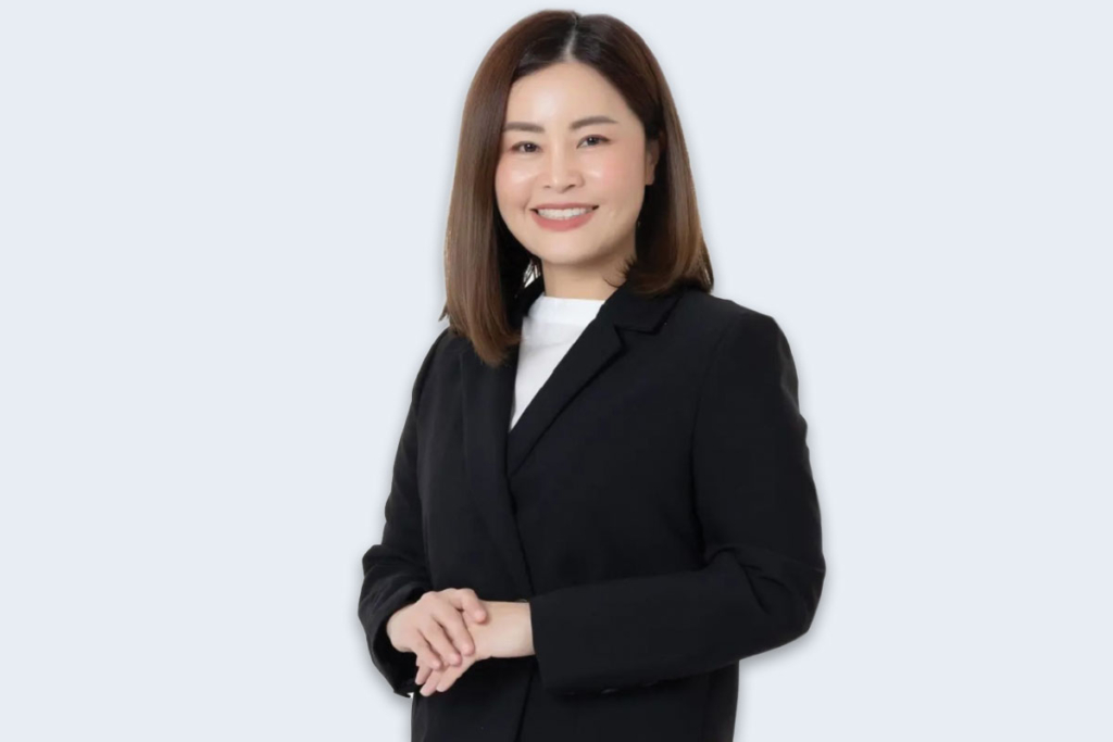 ปวีณา