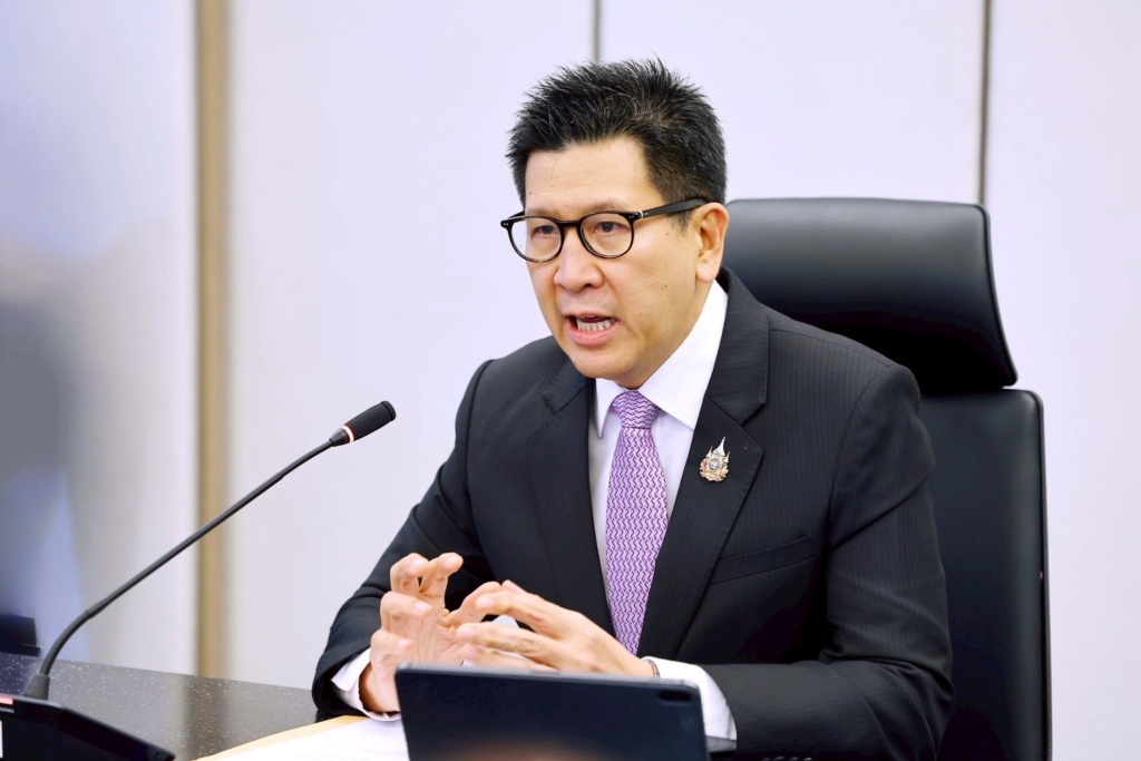 เอกนิติ นิติทัณฑ์ประภาศ