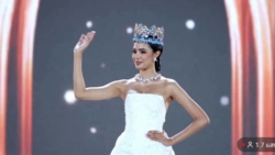 งามเป็นแก้วเป็นแสง “โอปอล สุชาตา” อำลา Miss World 2025 ในชุดผ้าไหมไทยจากแบรนด์ SIRIVANNAVARI